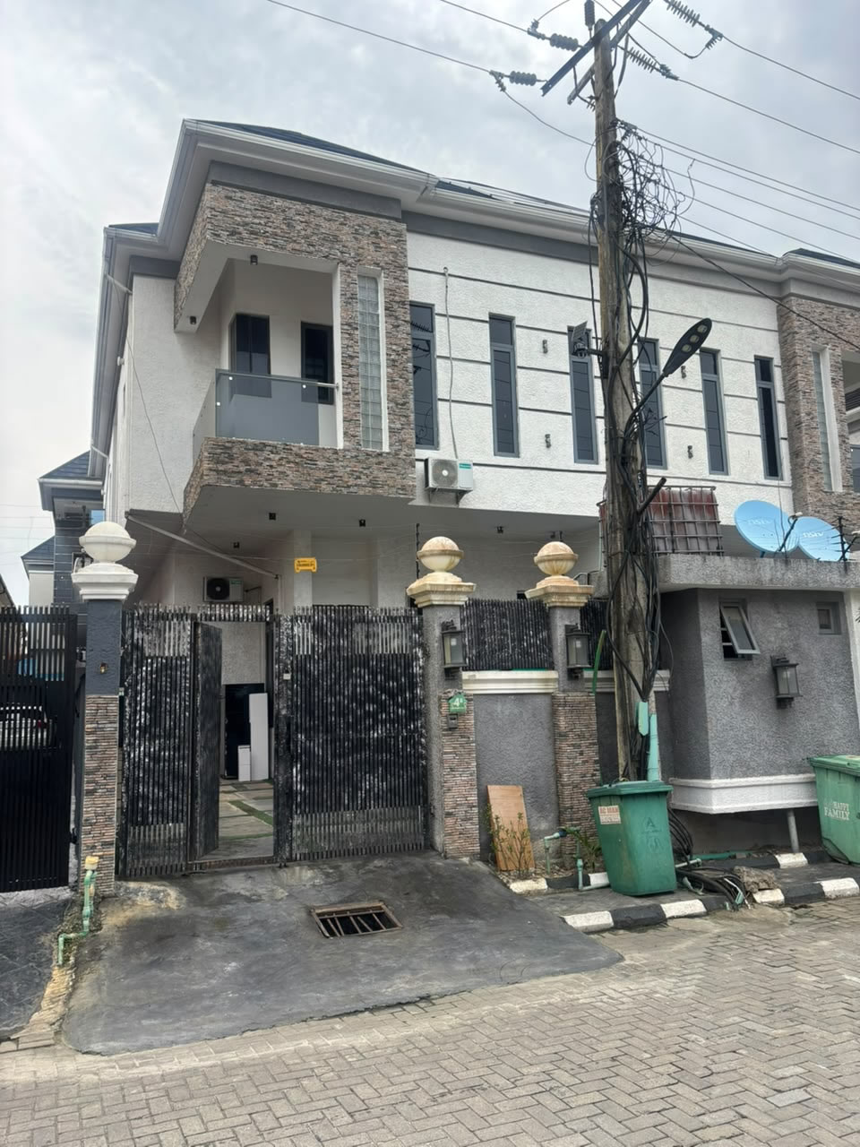 4 bedroom semi detached duplex